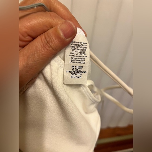 Windsor white cute dress size S, Graduation dress. only worn once - Picture 7 of 7